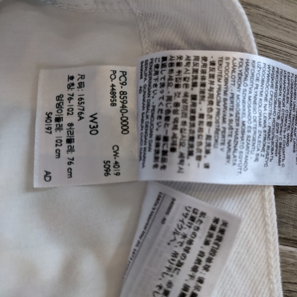 Levi's High Rise Jean Shorts - Picture 9 of 11